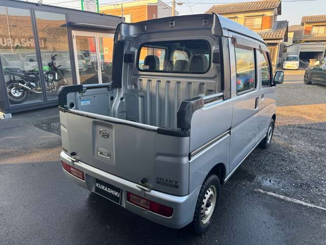 Daihatsu Hijet Deck Van 10