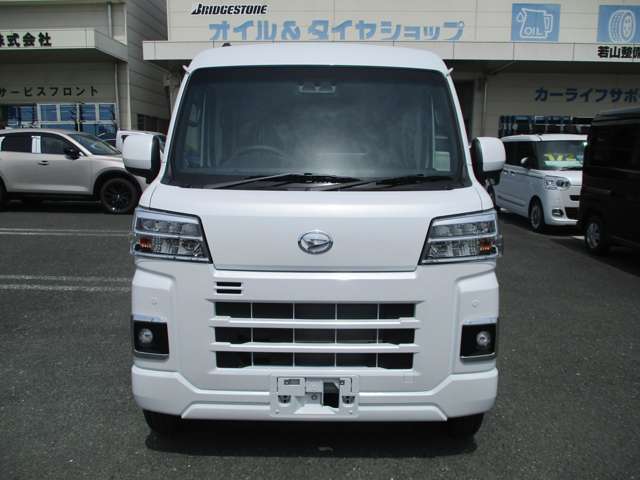 Daihatsu Hijet Cargo 2
