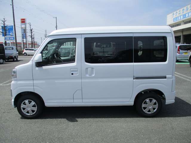 Daihatsu Hijet Cargo 8