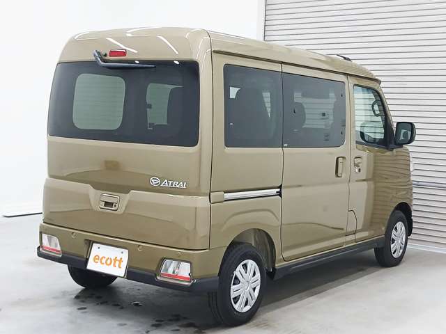 Daihatsu Atrai 11