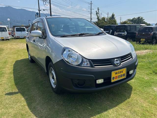 Nissan AD 10