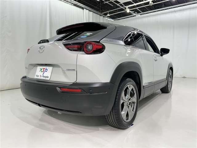 Mazda MX-30 7