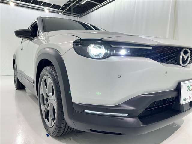 Mazda MX-30 8
