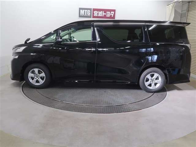 Toyota Vellfire 8