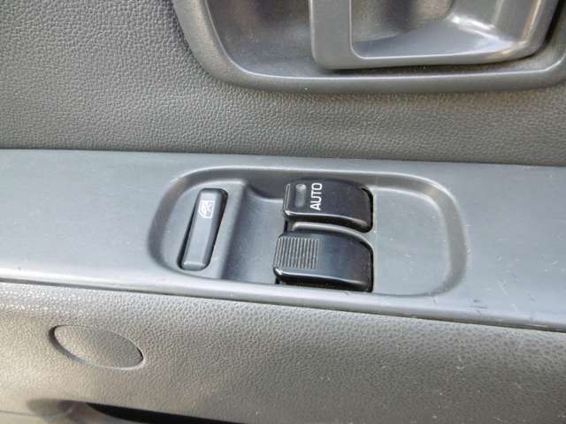 Daihatsu Hijet Deck Van 11