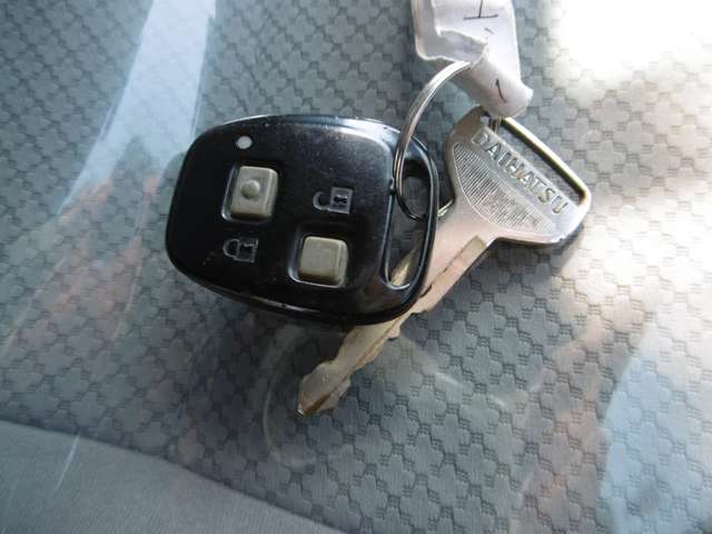 Daihatsu Hijet Deck Van 4