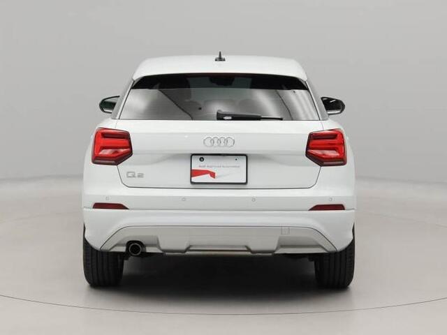 Audi Q2 5