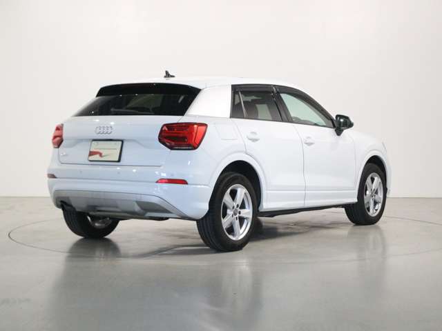 Audi Q2 6