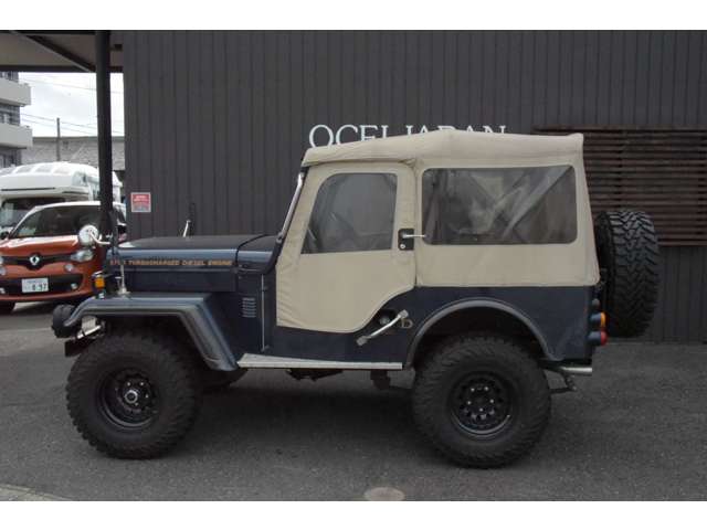 Mitsubishi Jeep 6