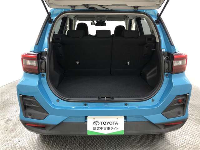 Toyota Raize 10