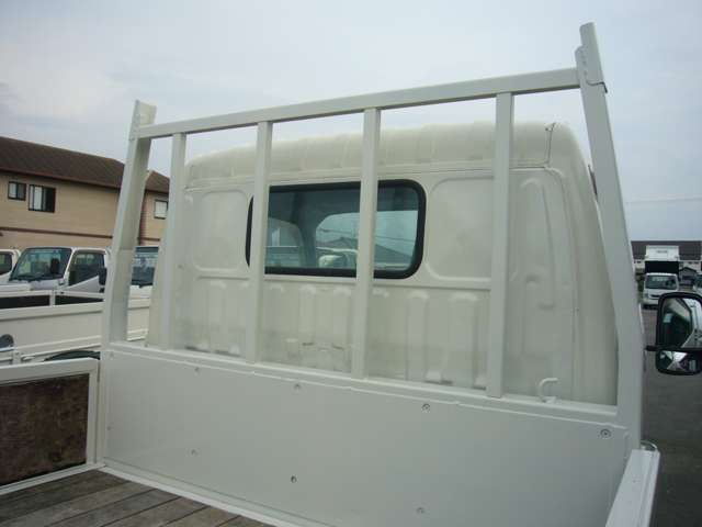 Hino Dutro 10