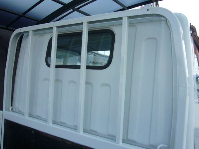 Mitsubishi Fuso Canter 11