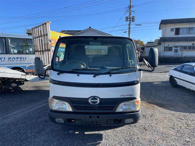 Hino Dutro 2