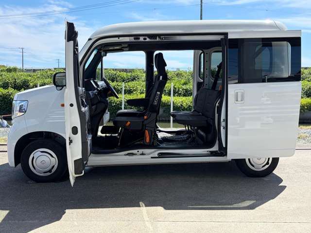 Honda N-VAN 11