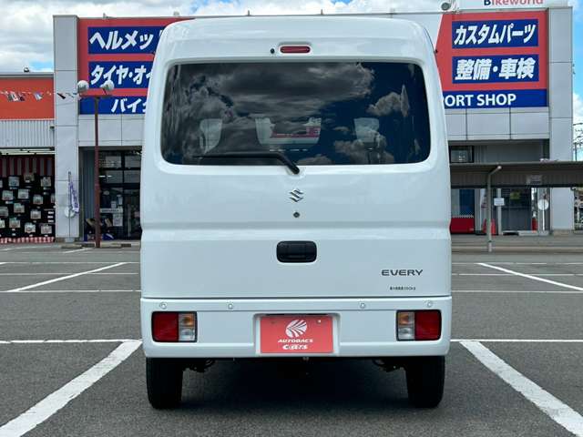 Suzuki Every 9