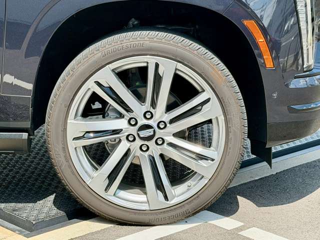 Cadillac エスカレード 4
