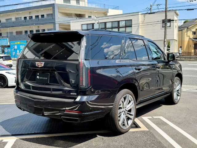 Cadillac エスカレード 7