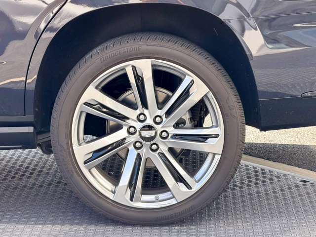 Cadillac エスカレード 10