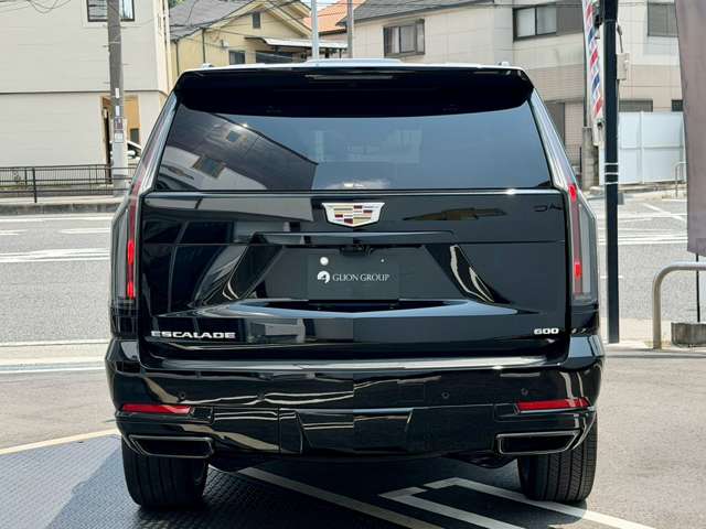 Cadillac エスカレード 8