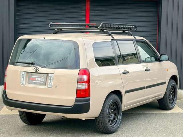 Toyota Succeed Van 8