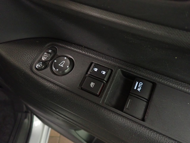 Honda N-VAN 12