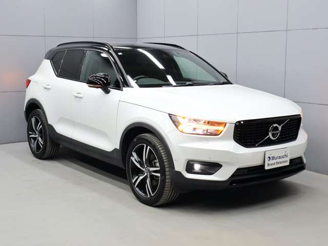 Volvo XC40 3