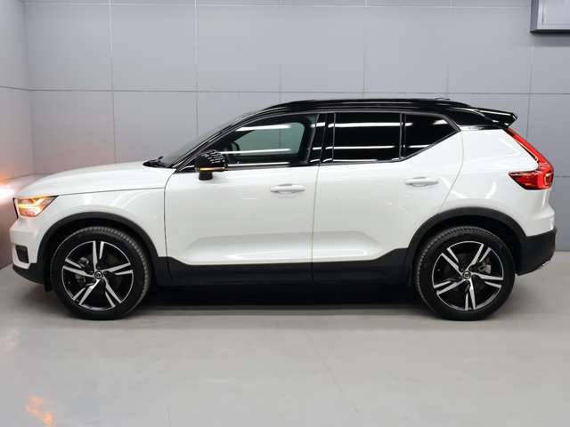 Volvo XC40 6