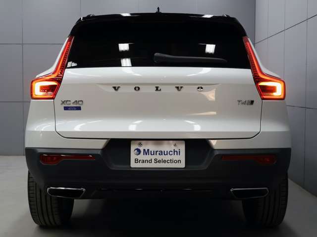 Volvo XC40 9