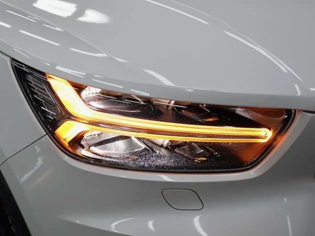 Volvo XC40 10
