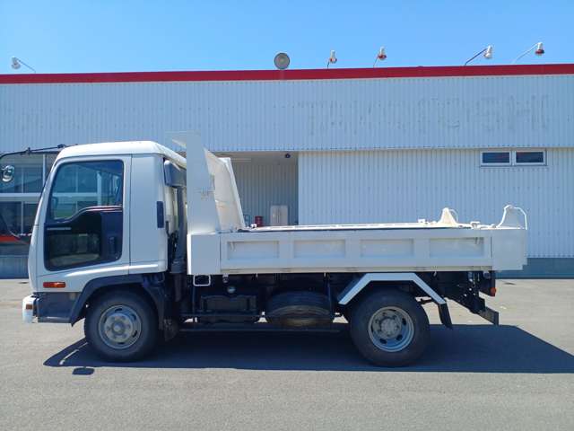 Isuzu Forward 12
