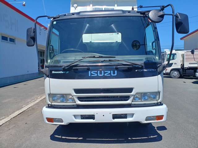 Isuzu Forward 2