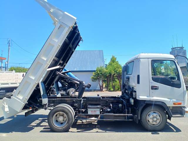 Isuzu Forward 3