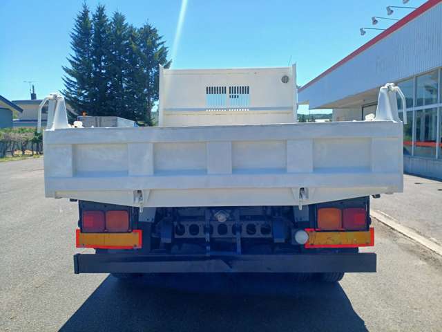 Isuzu Forward 10