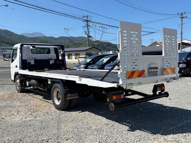 Mitsubishi Fuso Canter 10