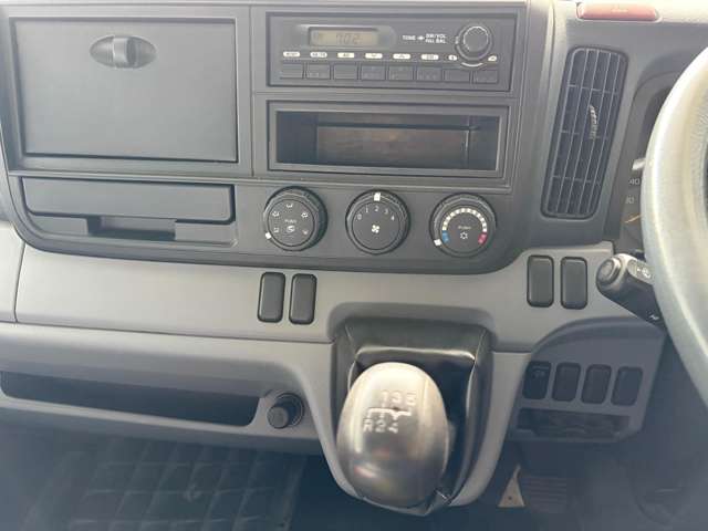 Mitsubishi Fuso Canter 6