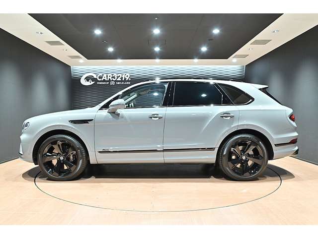 Bentley Bentayga 11