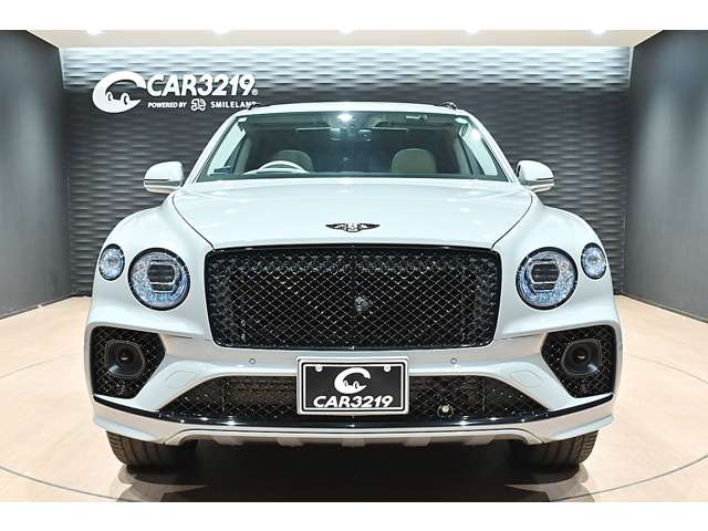Bentley Bentayga 6