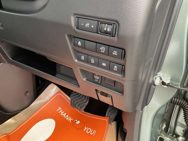 Mitsubishi Delica Mini 10