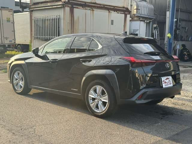 Lexus UX 4