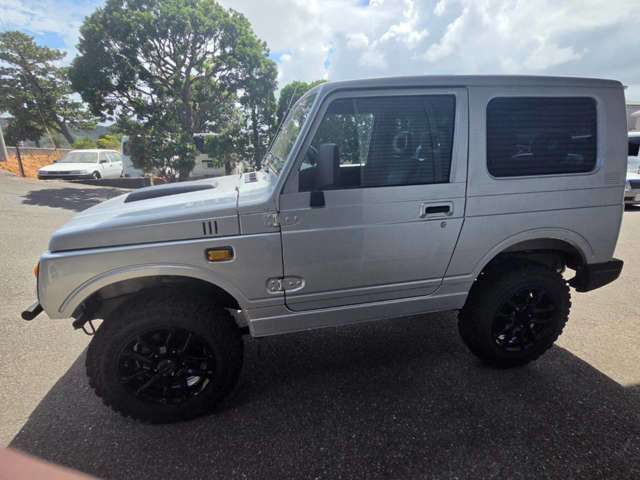 Suzuki Jimny 3