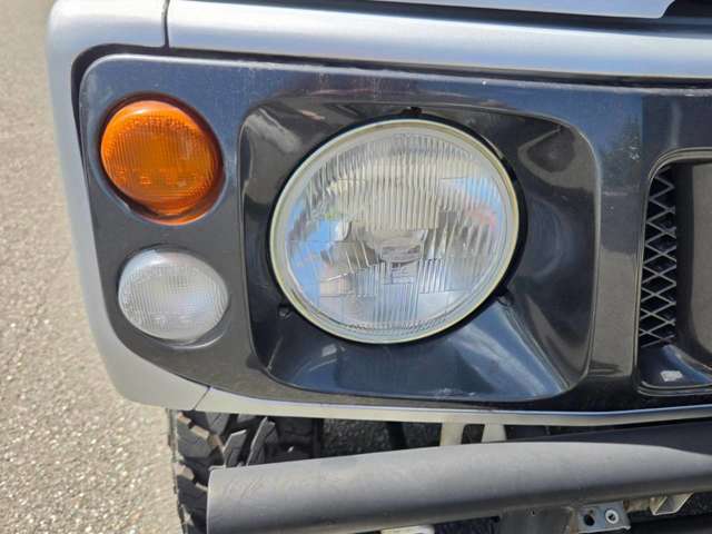 Suzuki Jimny 10