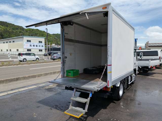 Isuzu Elf 5