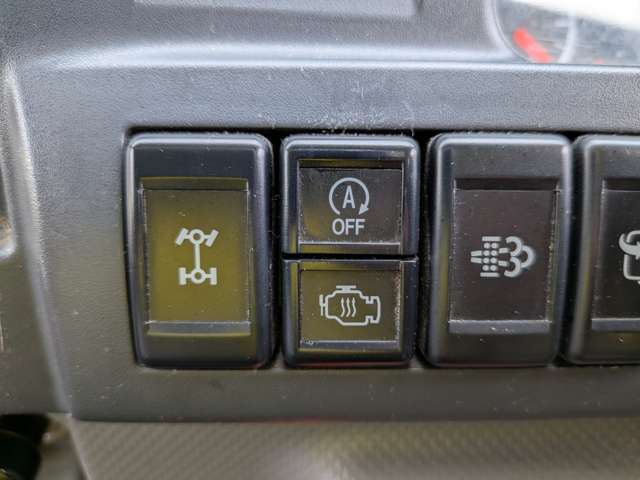 Isuzu Elf 9