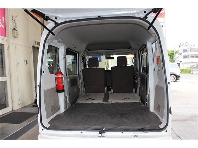 Mitsubishi Minicab Van 11