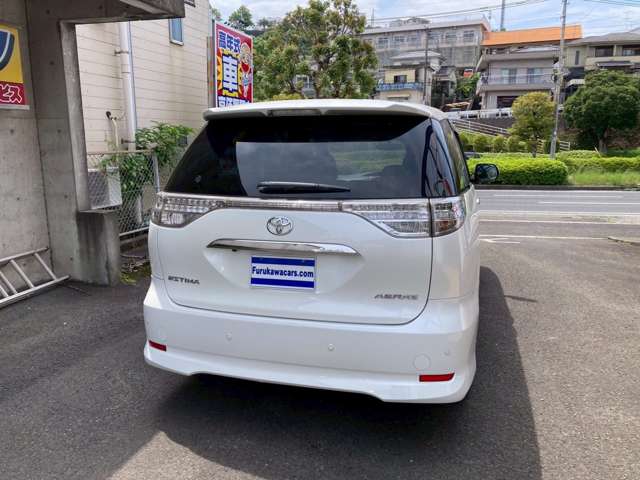 Toyota Estima 7