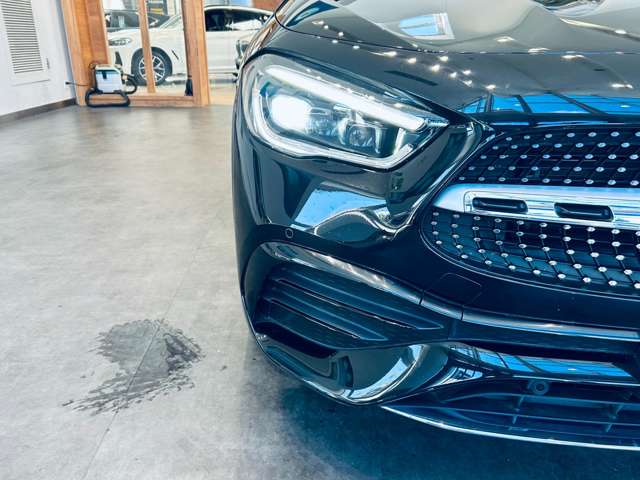 Mercedes-Benz GLA-Class 12