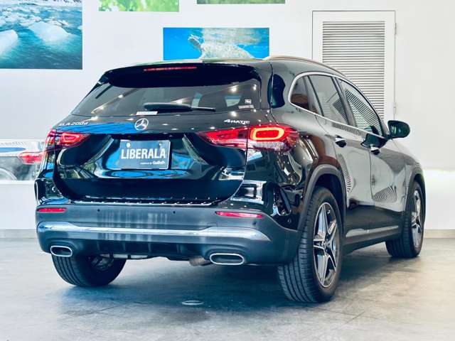 Mercedes-Benz GLA-Class 9