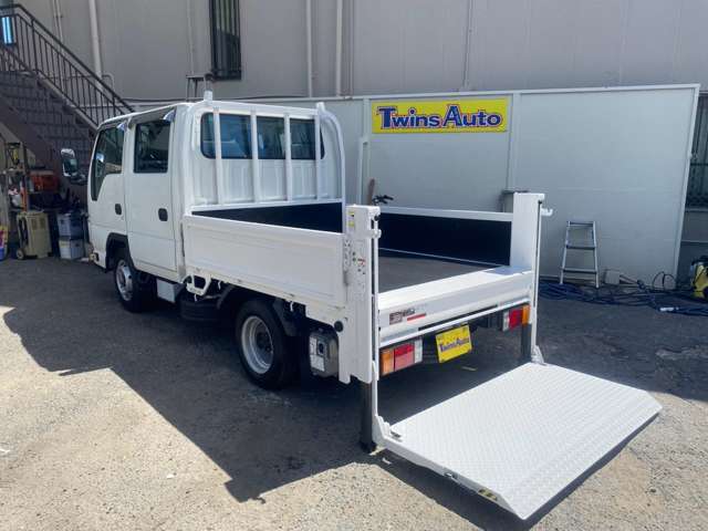 Isuzu Elf 2