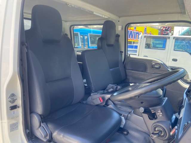 Isuzu Elf 9