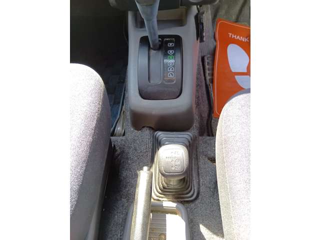 Mitsubishi Pajero Mini 8